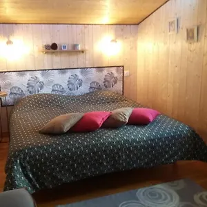 Chalet Le, Pommeret
