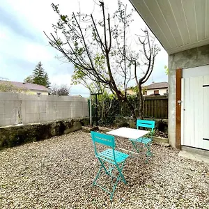 Grand Chez Soi - Queen Size Bed - Terrasse , Oyonnax France